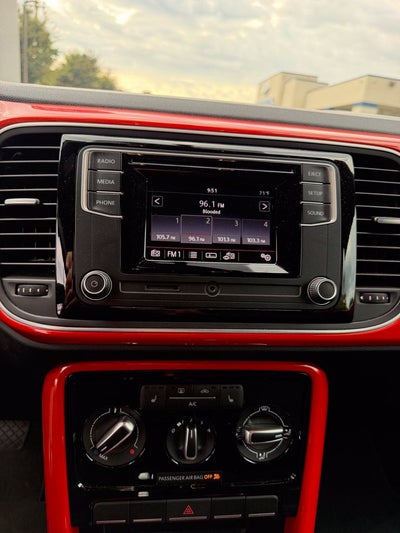 2019 Volkswagen Beetle Convertible 2.0T S