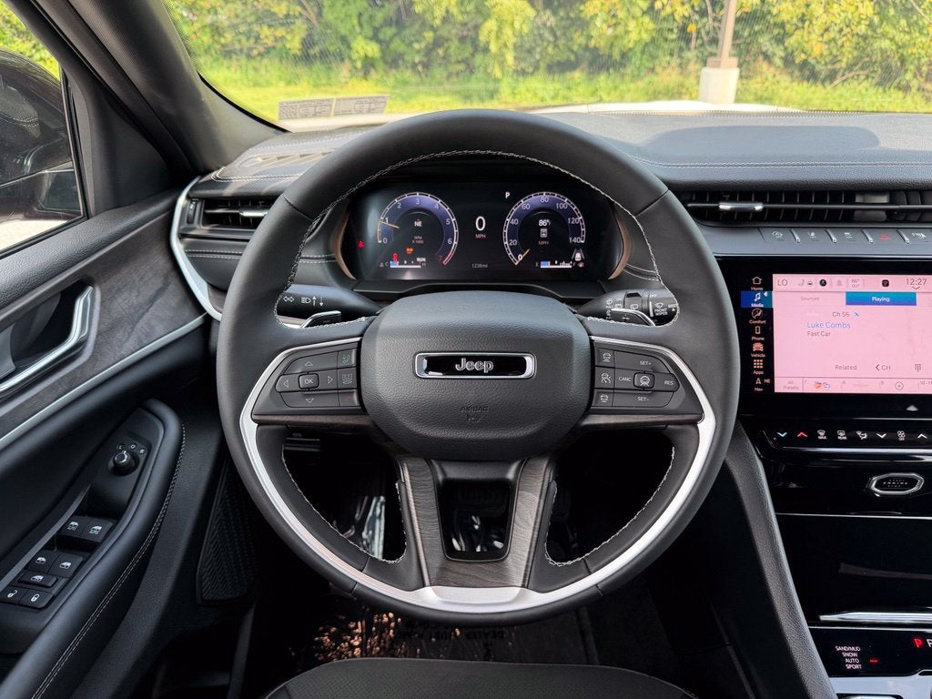 2026 Jeep Grand Cherokee L Altitude 4x4