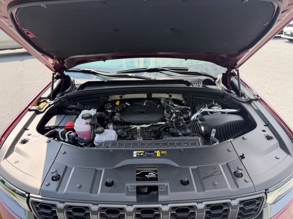 2026 Jeep Grand Cherokee L Altitude 4x4