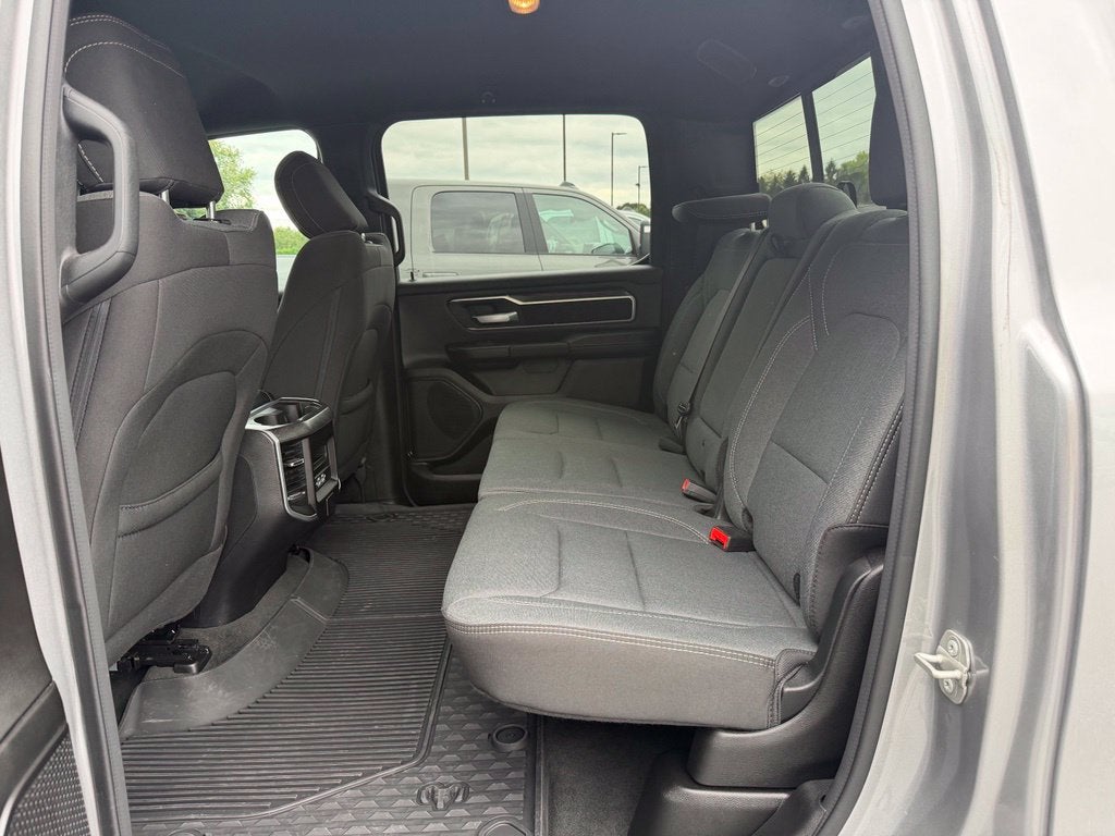 2023 RAM 1500 Big Horn Crew Cab 4x4 5'7' Box