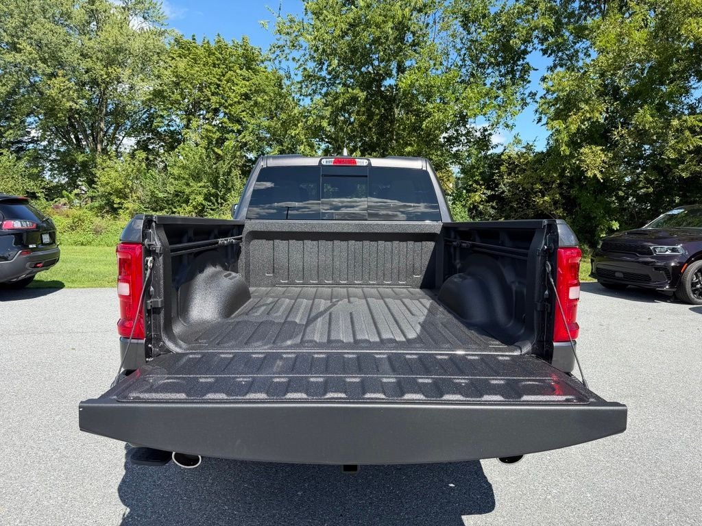 2027 RAM Ram 1500 RAM 1500 BIG HORN QUAD CAB 4X4 6'4' BOX