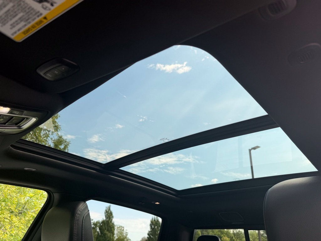 2023 RAM 1500 Rebel Crew Cab 4x4 5'7' Box