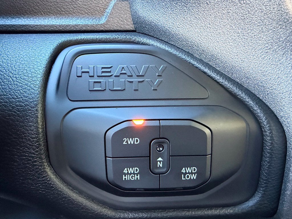 2027 RAM Ram 2500 RAM 2500 TRADESMAN CREW CAB 4X4 6'4' BOX