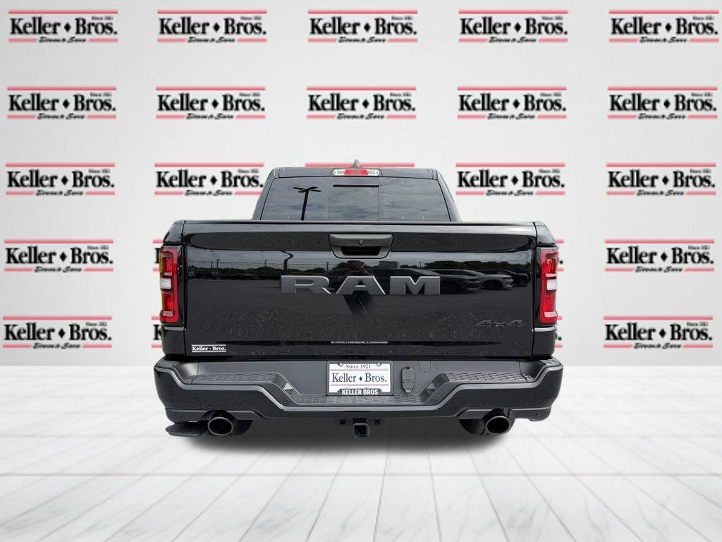 2026 RAM Ram 1500 RAM 1500 EXPRESS CREW CAB 4X4 5'7' BOX