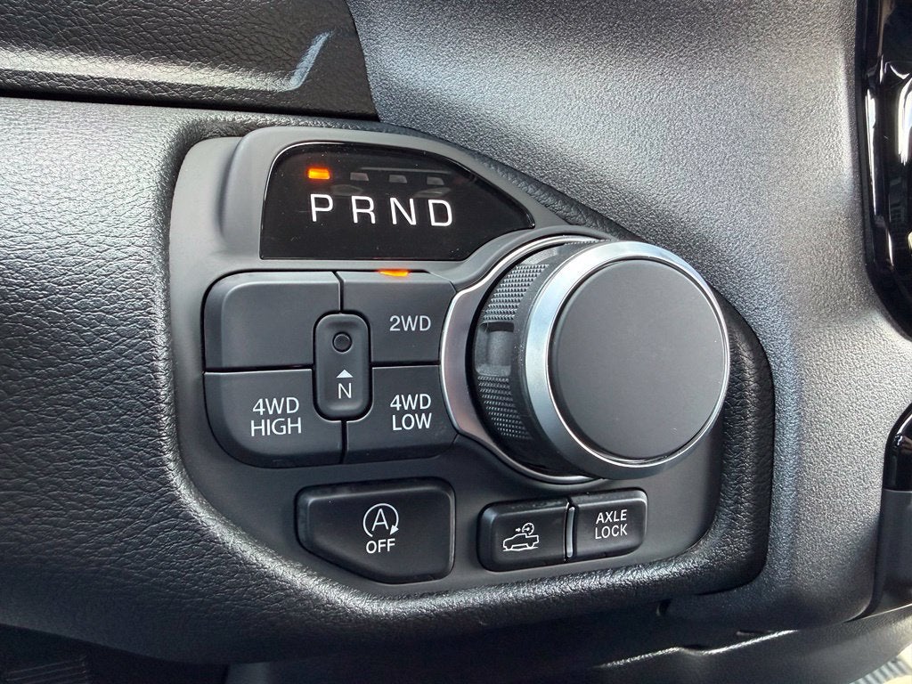 2026 RAM Ram 1500 RAM 1500 WARLOCK CREW CAB 4X4 5'7' BOX