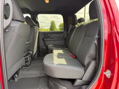 2026 RAM Ram 2500 RAM 2500 BLACK EXPRESS CREW CAB 4X4 6'4' BOX