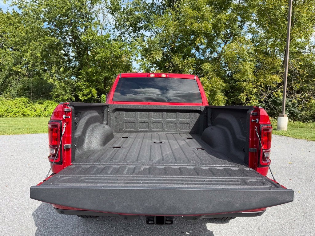 2026 RAM Ram 2500 RAM 2500 BLACK EXPRESS CREW CAB 4X4 6'4' BOX