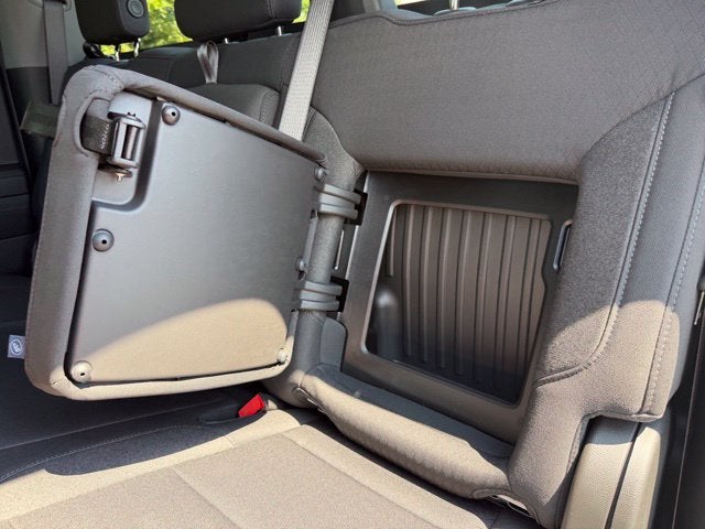 2024 GMC Sierra 1500 4WD Crew Cab Short Box Elevation with 3SB