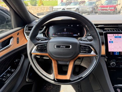 2023 Jeep Grand Cherokee Summit Reserve