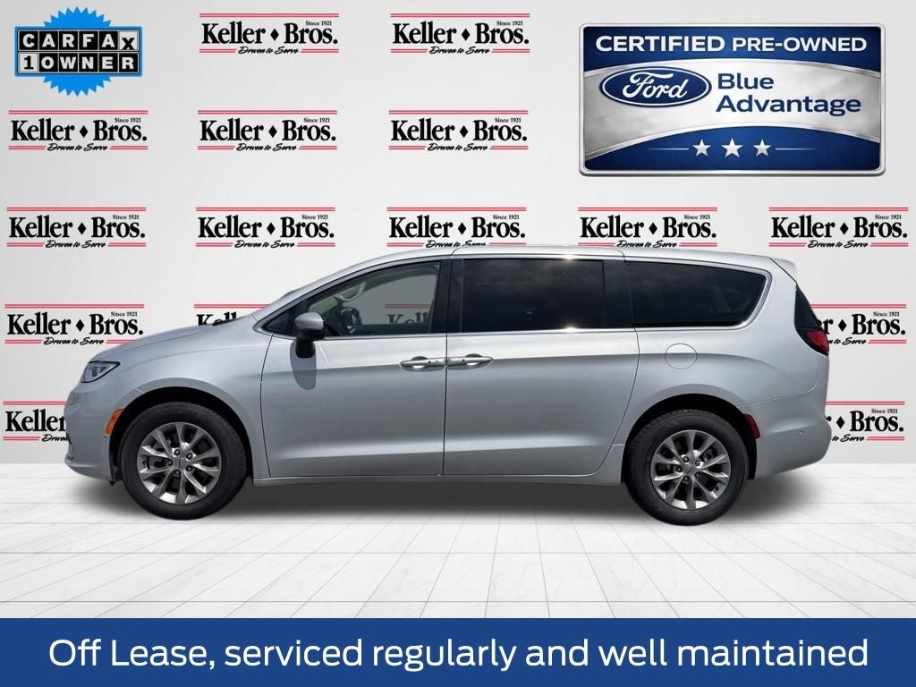 2023 Chrysler Pacifica Touring L
